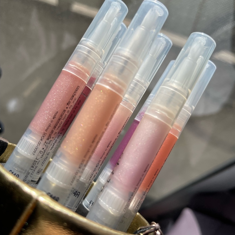 New unused Stila Lip Glaze set. Includes 8 different colors. 1.5ml each.